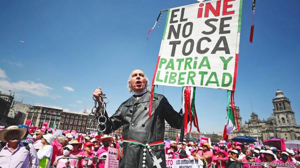 墨西哥政府攻击了该国的选举监督机构